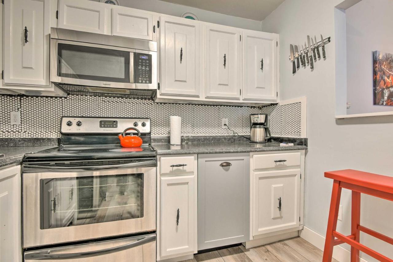 Mount Pocono Condo With Balcony, Near Mt Airy Casino Eksteriør billede